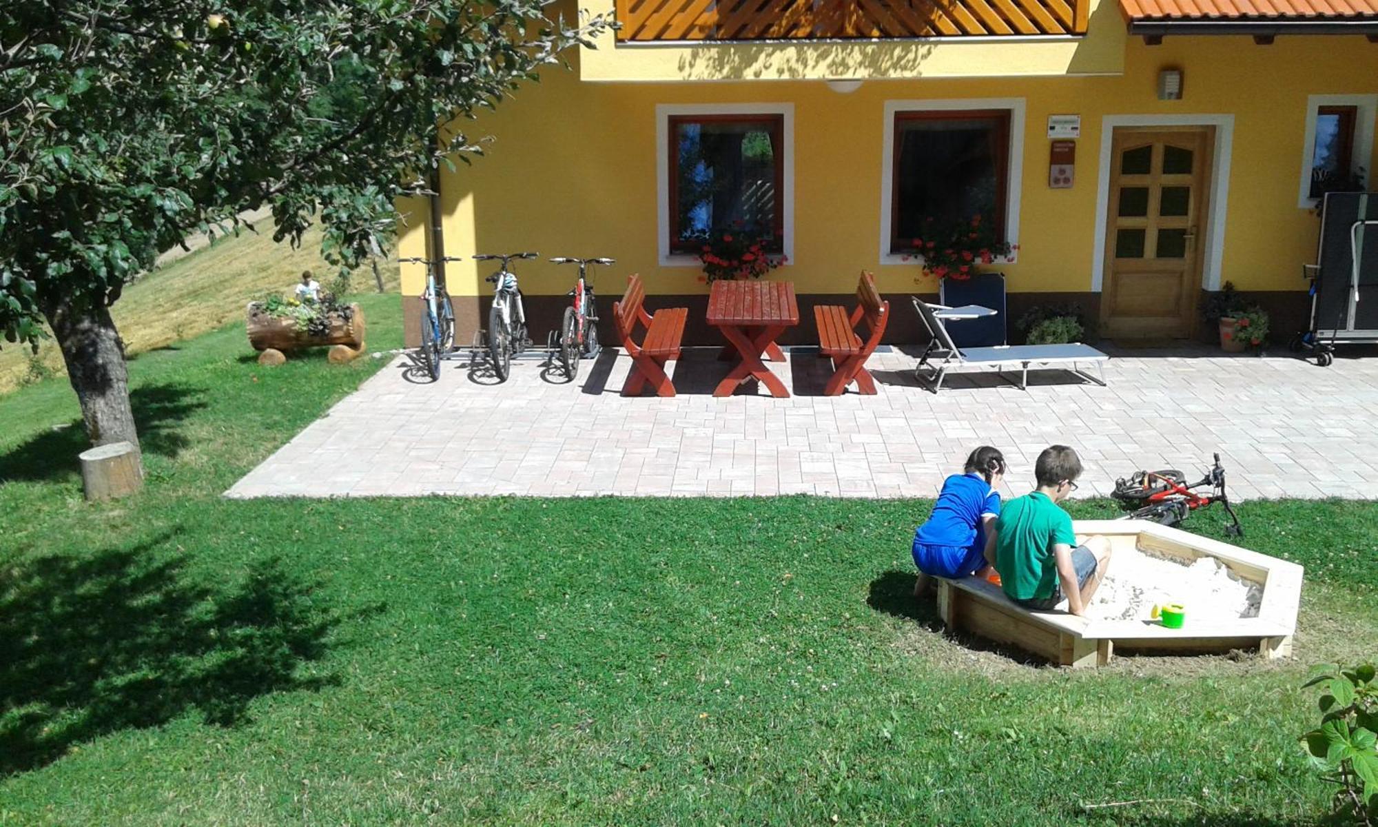Apartments Organic Tourist Farm Gradisnik Prevalje Экстерьер фото